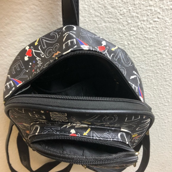 Mickey Mini Backpack - Picture 3 of 4